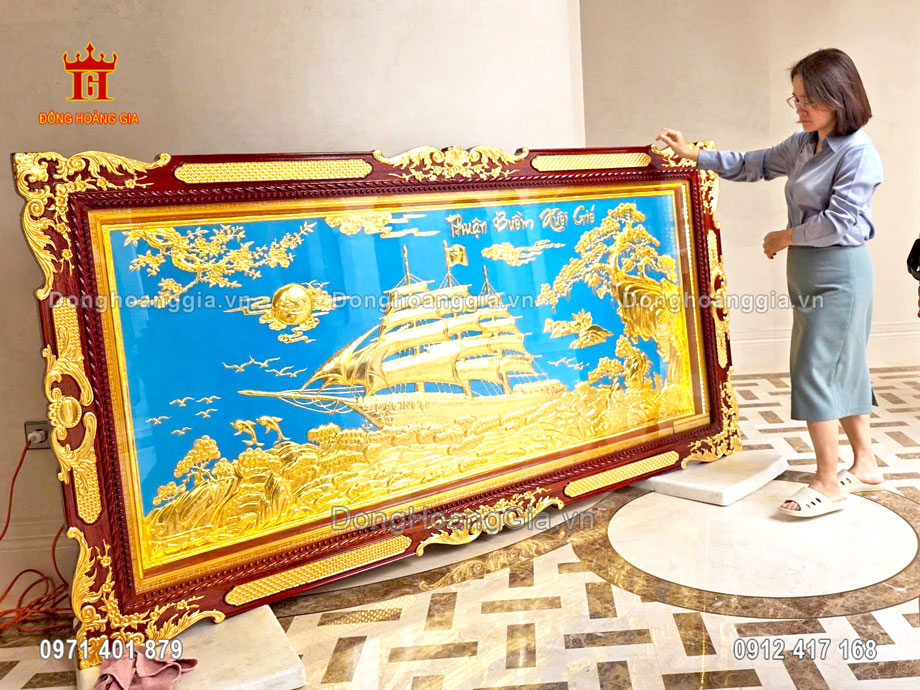 Tranh thuận buồm xuôi gió được chế tác từ đồng tấm cao cấp